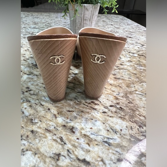 CHANEL Cream Leather Open Toe Wooden Wedges Mules 37 - Picture 9 of 12